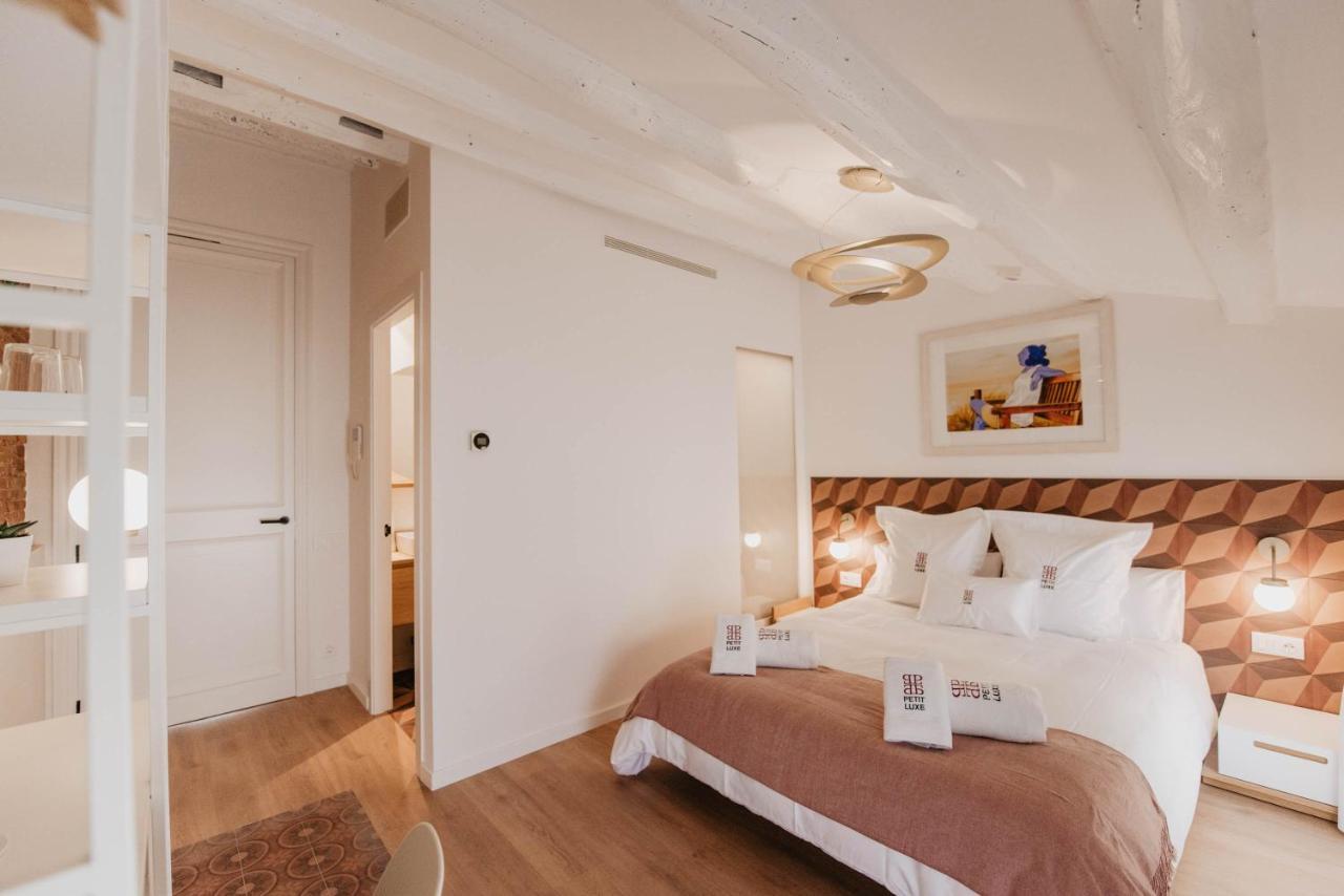 Petit Luxe Volta Bed & Breakfast Terrassa Exterior foto